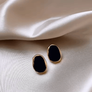 Street Style Black Square Stud Earrings – Minimalist Korean Fashion Geometric Jewelry for Women